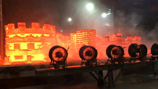 重慶：天然氣封頭加熱爐燒嘴工作現(xiàn)場