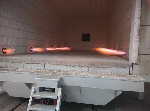 新疆：天然氣爐窯燒嘴點(diǎn)火現(xiàn)場