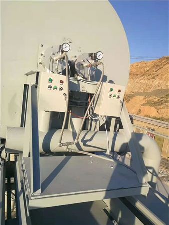 柴油重油回轉窯燃燒器 :燃燒管伸進窯內長度1500-4000mm可以在線調整